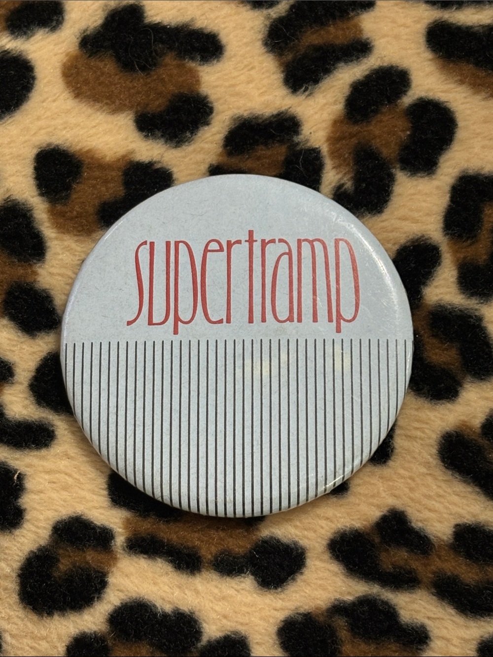 SUPERTRAMP 🎸 Vintage Band Button Pinback UK British Soft Pop Progressive Rock